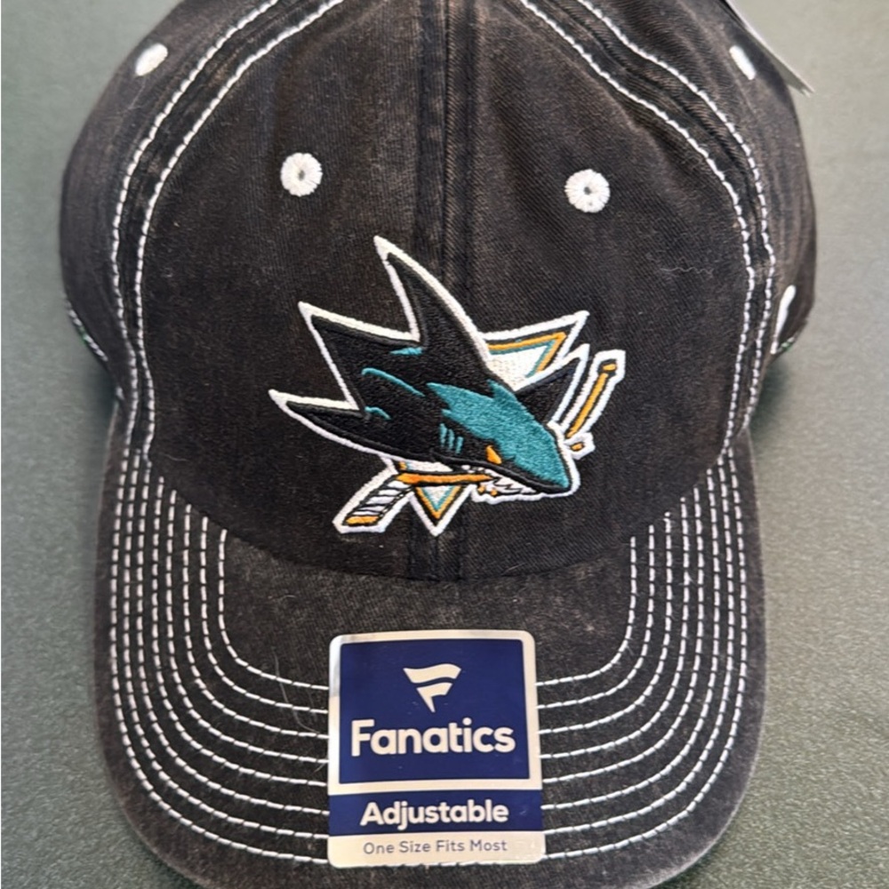 Fanatics Black Cap with White Stitching